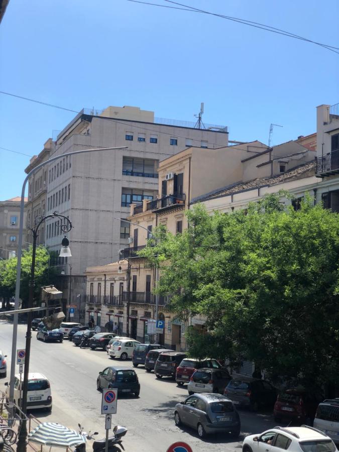 مبيت وإفطار باليرمو Al Decoro المظهر الخارجي الصورة